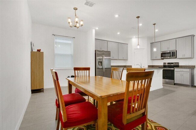 Building Photo - 1838 Blue Lagoon Cir