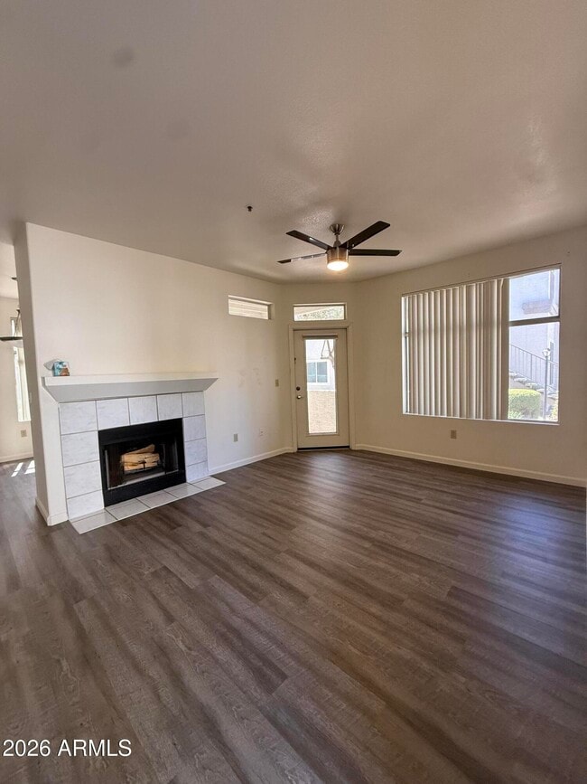 Building Photo - 11375 E Sahuaro Dr