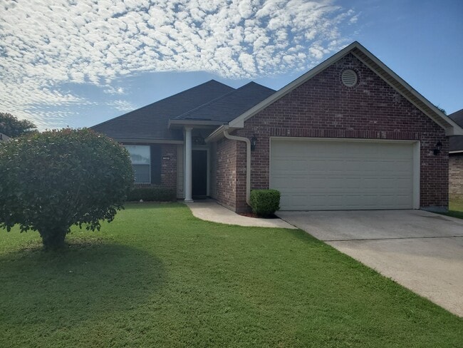 Building Photo - Close to Barksdale Air Force Base...