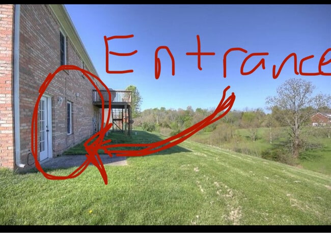 Building Photo - 1020 Echo Valley Dr