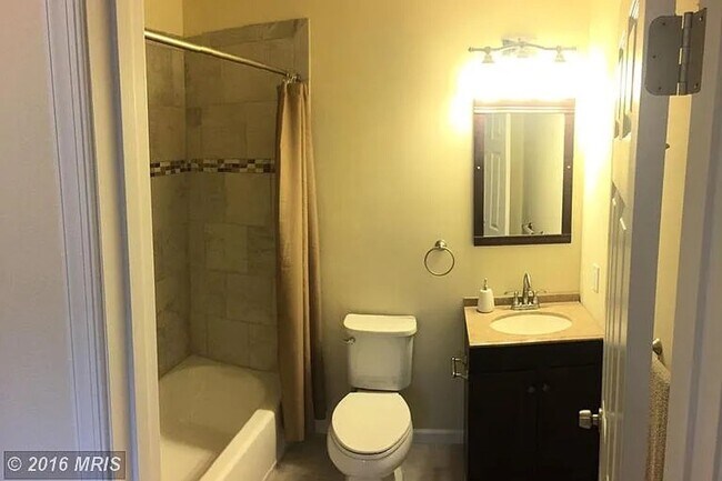 Foto del edificio - 3 Bedroom 2 Bath in Sparrows Point