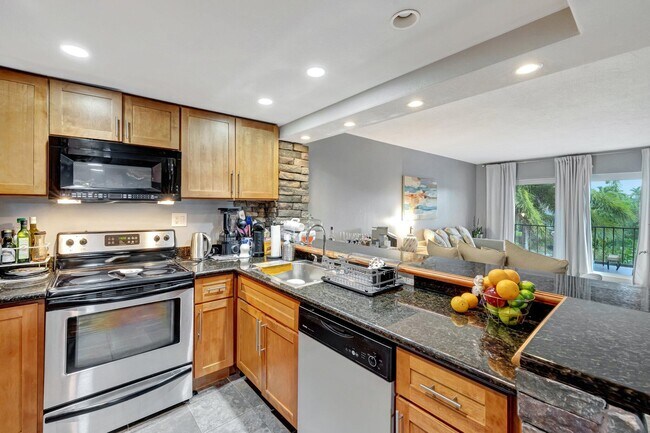 Foto del edificio - 3004 NE 5th Terrace