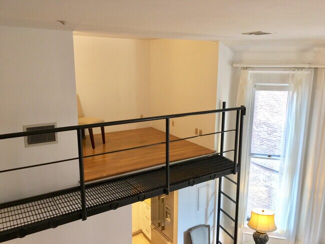 Foto del edificio - 328 Dartmouth St