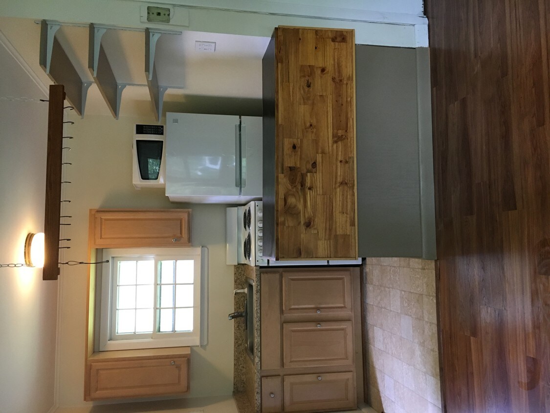 29 Creekside Ln, Rosendale, NY 12472 Apartments in Rosendale, NY