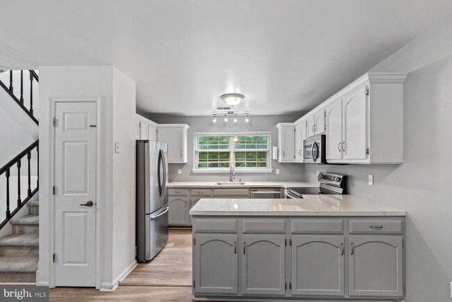 Building Photo - 15363 Hearthstone Terrace