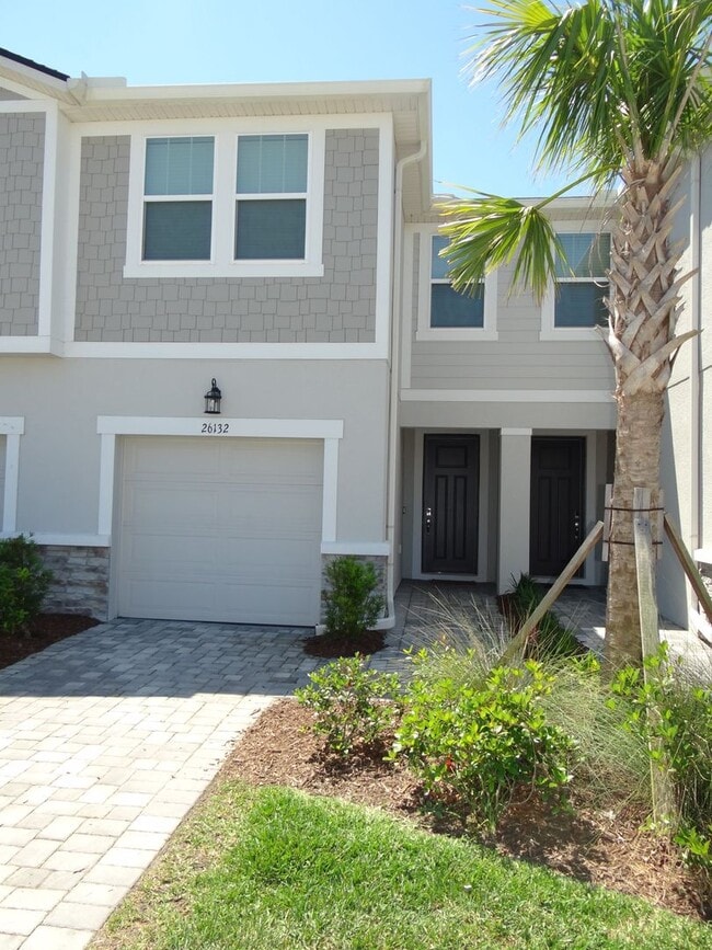 Building Photo - Brand new 3bed/2.5 bath town house