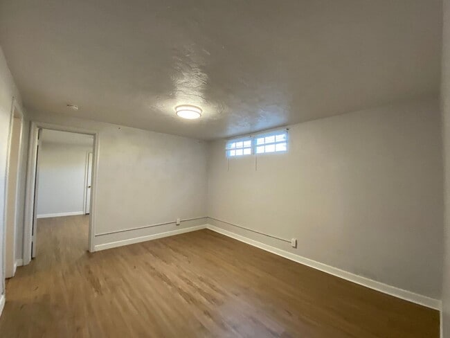 Building Photo - Remodeled Basement Apartment