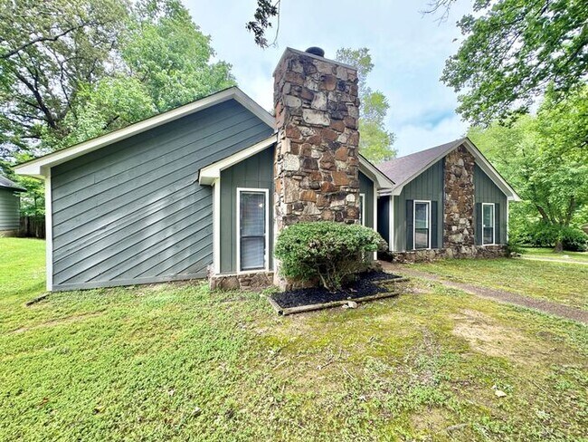 Building Photo - 4421 Hunt Cliff Trce
