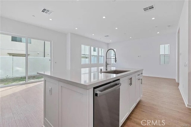 Foto del edificio - 43 Miren Pl