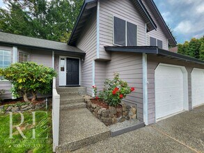 Building Photo - 6998 Tate Pl NE