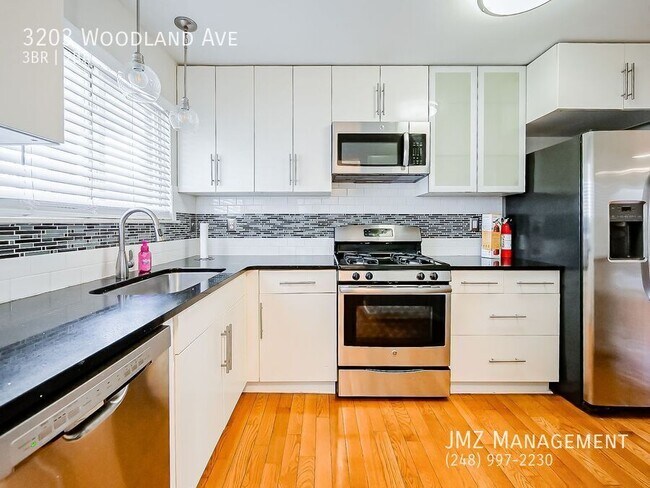Foto del edificio - 3203 Woodland Ave