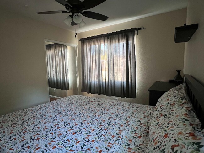 Foto del edificio - 1134 Adele Ln