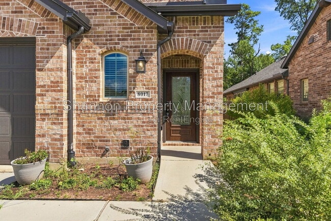 Building Photo - 8017 Whisper Grove Dr