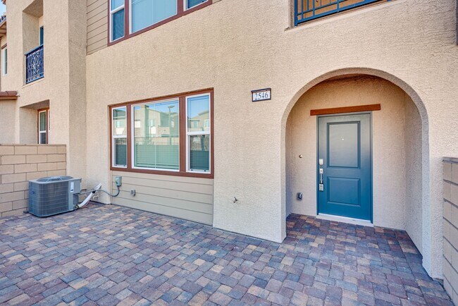 Building Photo - New 2-Story Home with Modern Features in a Desirable Community