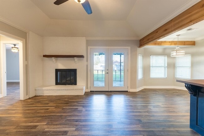 Foto del edificio - 6720 Lancaster Dr