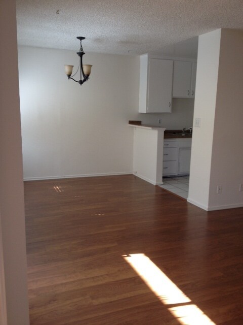 Building Photo - 16513 W Sunset Blvd