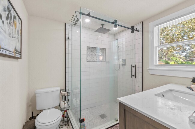 Foto del edificio - 1106 Oriole Ln