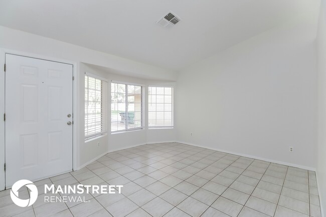 Building Photo - 1704 S 39th St