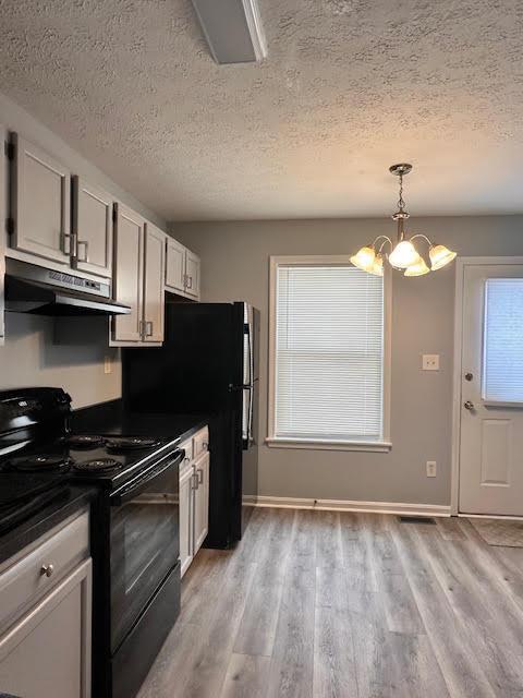 Building Photo - 619 Iowa Ave