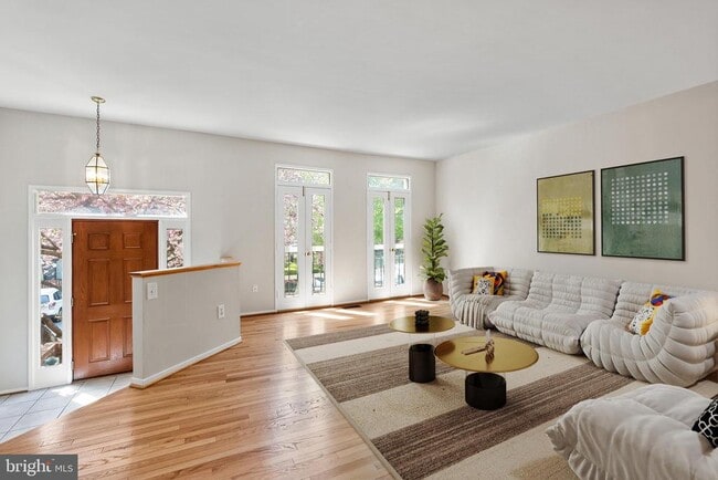 Building Photo - 10849 Whiterim Dr