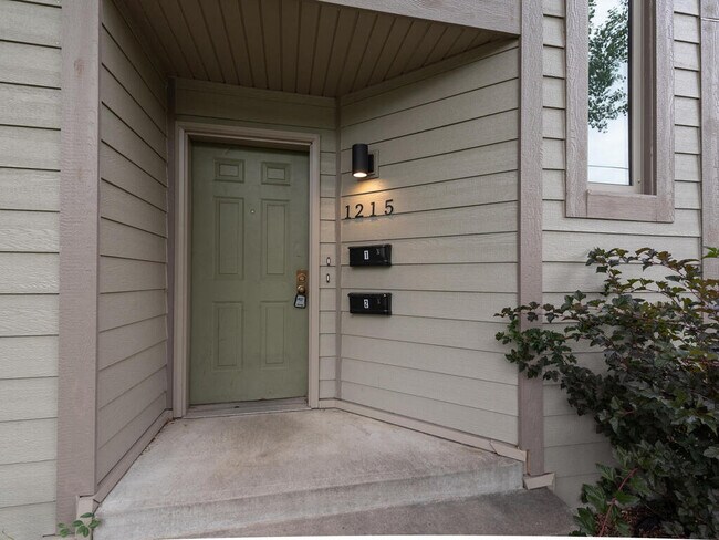 Front Entrance - 1215 4th St NE