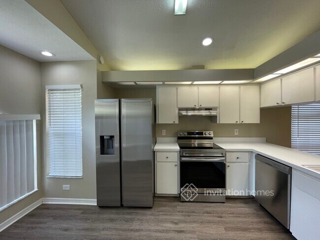 Building Photo - 11013 Bentwood Ct