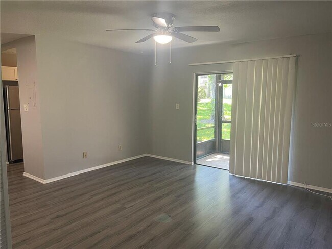 Foto del edificio - 134 Springwood Cir