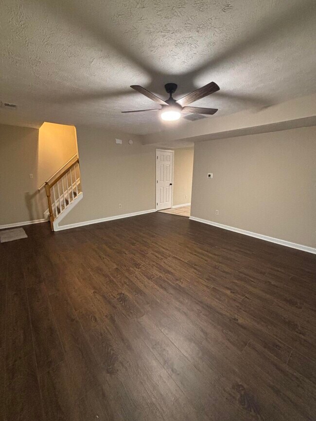 Foto del edificio - 2708 Hayden Park Ln