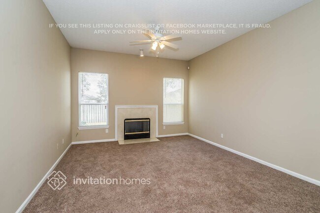 Foto del edificio - 1029 Deer View Ln