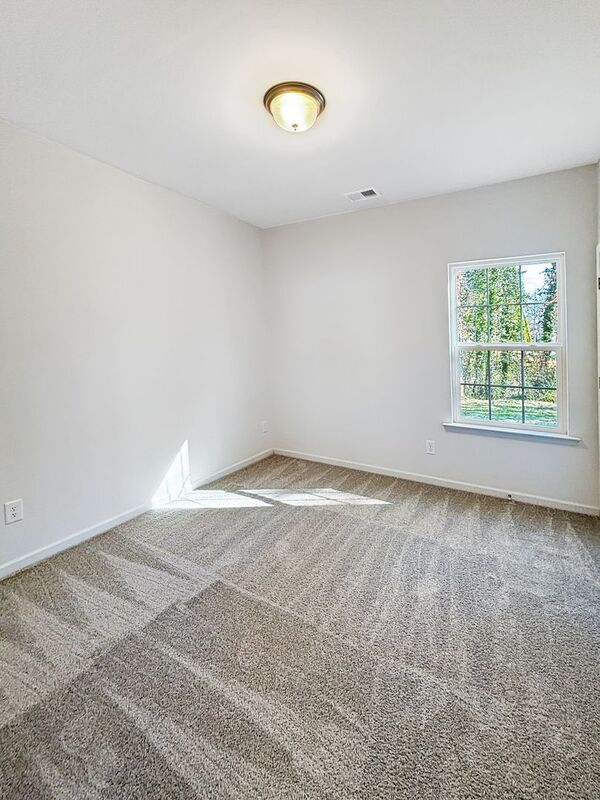 Building Photo - 10816 Mt Holly Rd