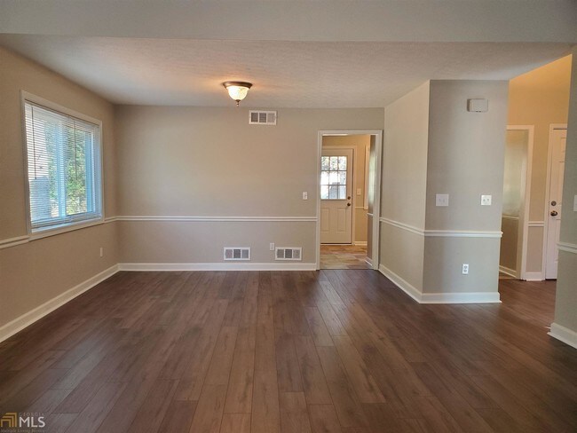 Building Photo - 85 Brookside Dr