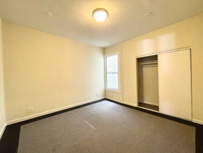Foto del edificio - 215-219 Church Street (1047r)