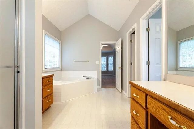 Building Photo - 3960 Lenox Park Dr