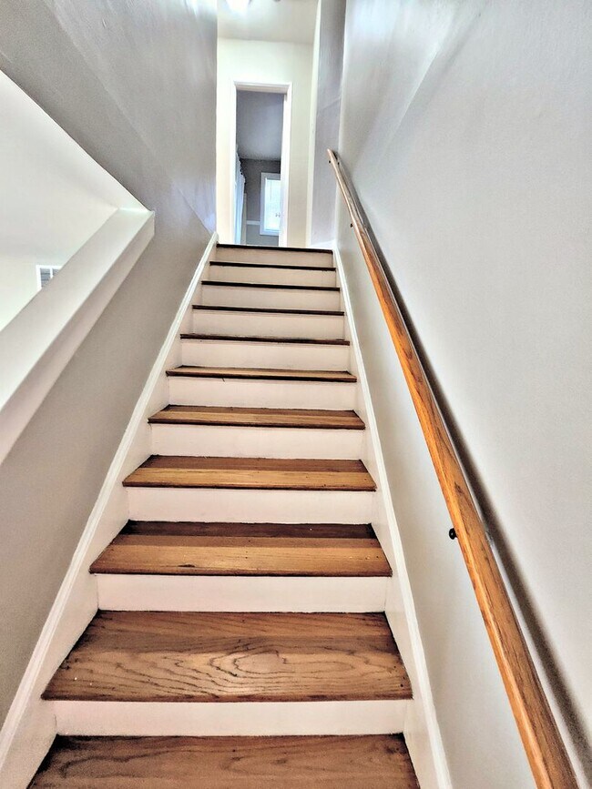 Foto del edificio - Two Bedroom Townhouse