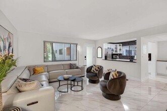 Building Photo - 15108 Ashland Dr