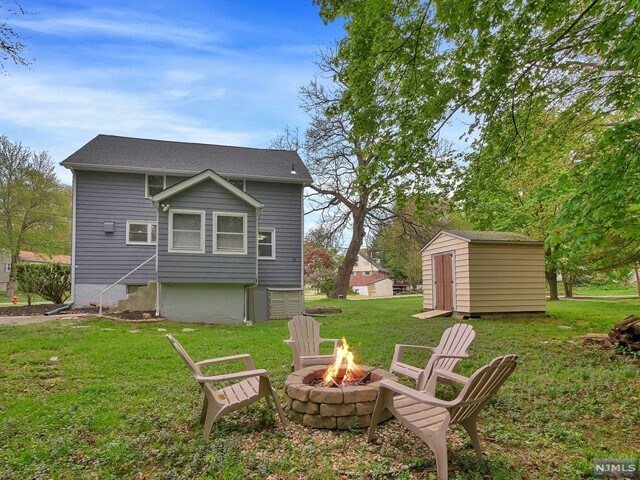 Foto del edificio - 25 Lakeside Avenue