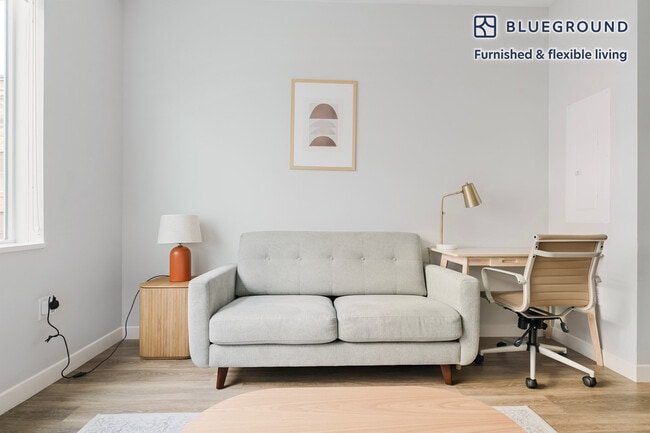 Foto del edificio - 50 Rogers St