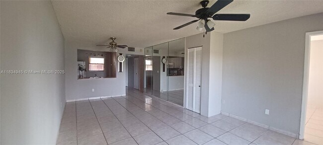 Foto del edificio - 14871 SW 104th St