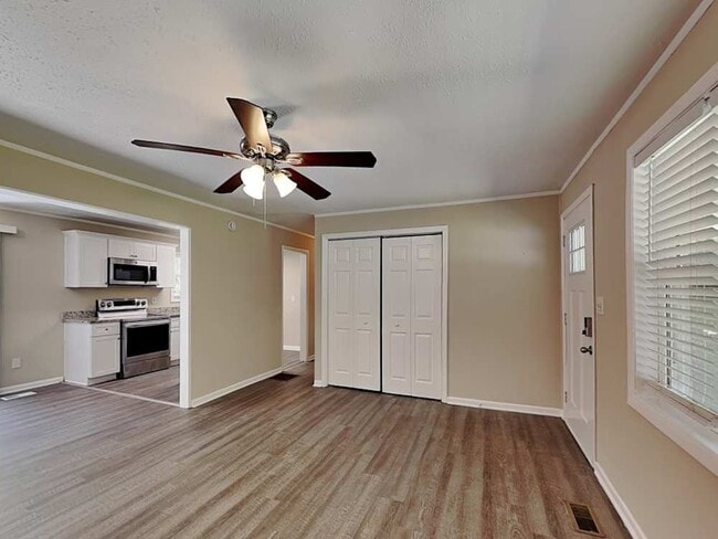 Foto del edificio - 5950 Community Rd SE