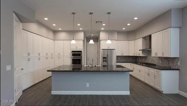 Foto del edificio - 1028 E Curry Rd