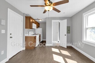 Building Photo - 618 Elmwood Ave