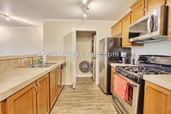 Foto del edificio - 1 Bed, 1 Bath Condo in Bethany Village wit...
