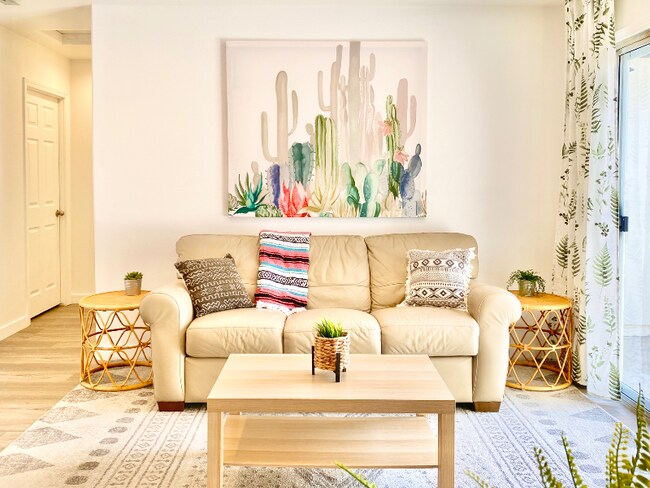 Foto del edificio - 5318 Sunglow Ct