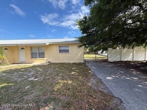 Building Photo - 660 Minnie St