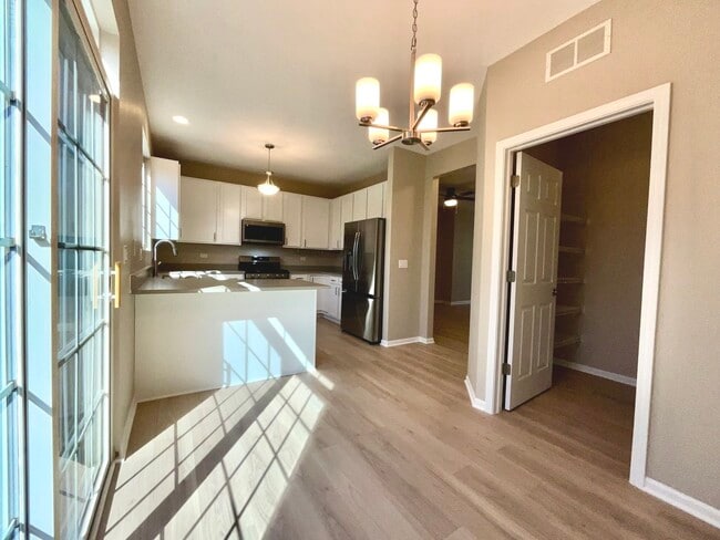 Building Photo - 243 Station Park Cir
