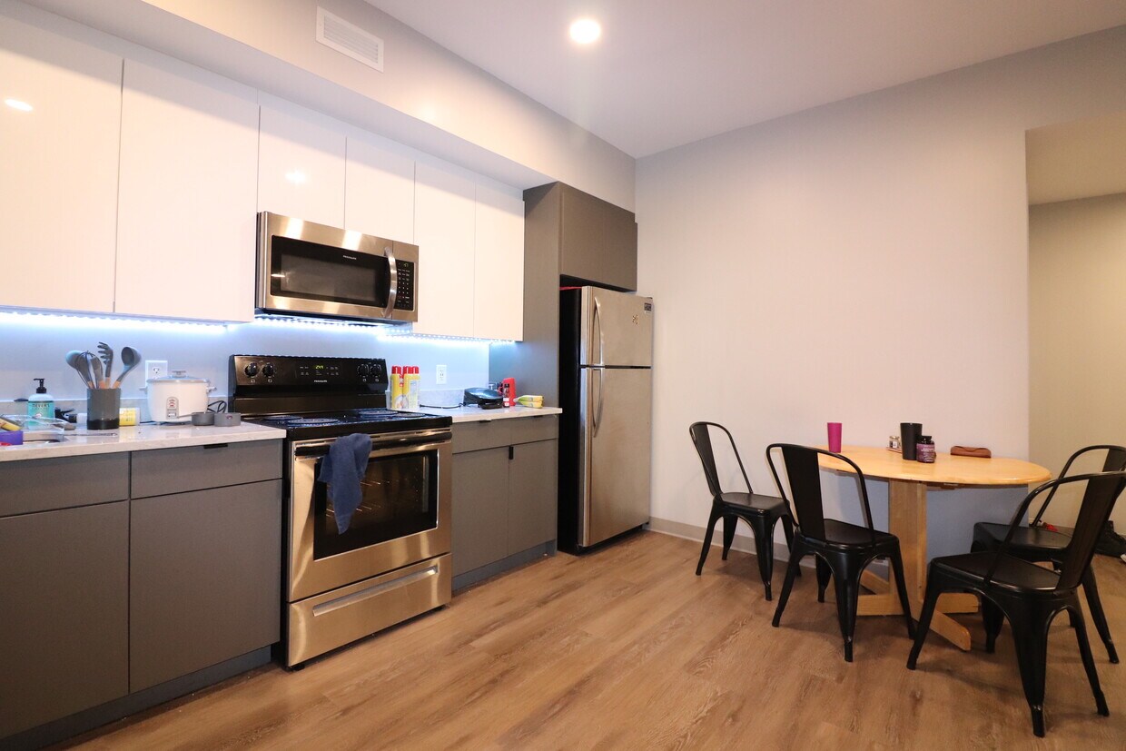 Foto principal - 104 Hemenway St