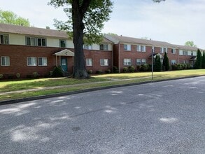 Building Photo - 12 Pollux Cir E