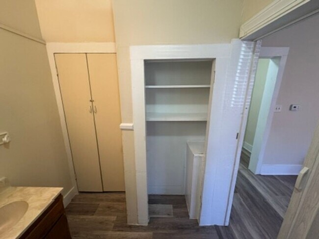 Foto del edificio - 533 Stockton St