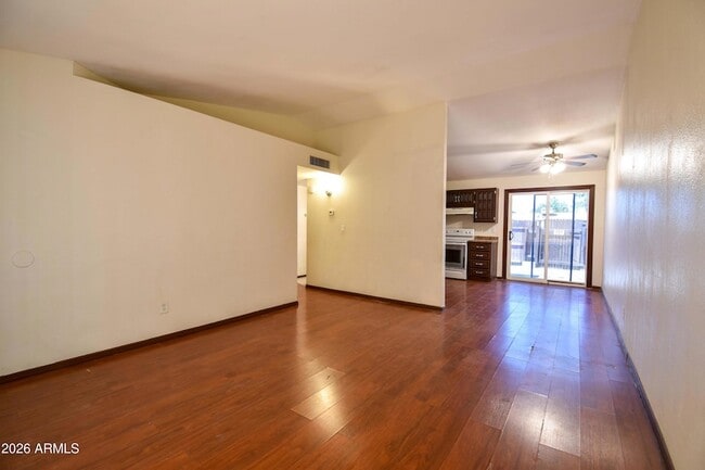 Building Photo - 3120 N 67th Ln