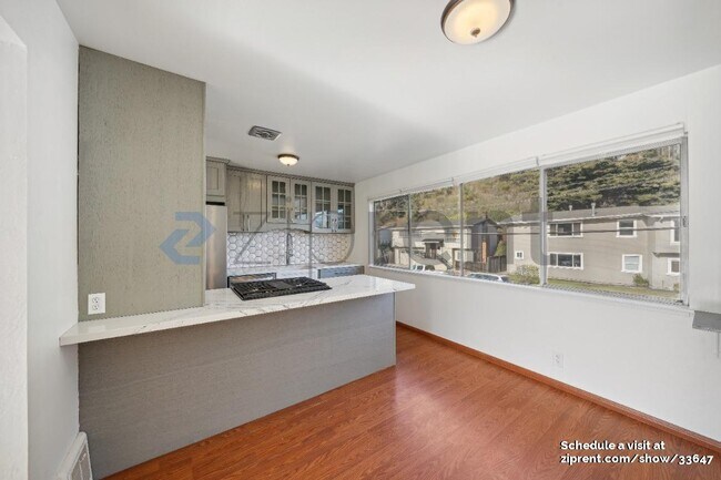 Building Photo - 1269 Alicante Dr
